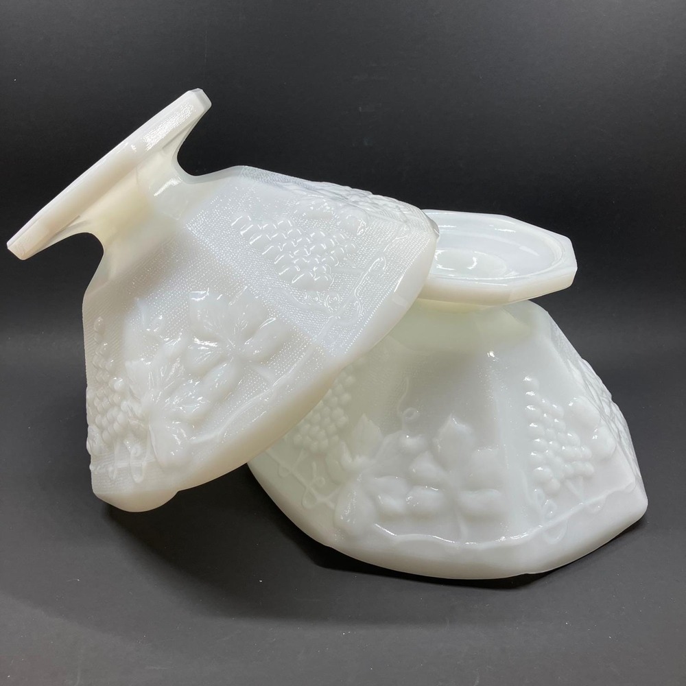 Pair Vtg Anchor Hocking Grape Milk Glass Bowls Christmas Amaryllis Centerpiece - Picture 2 of 14